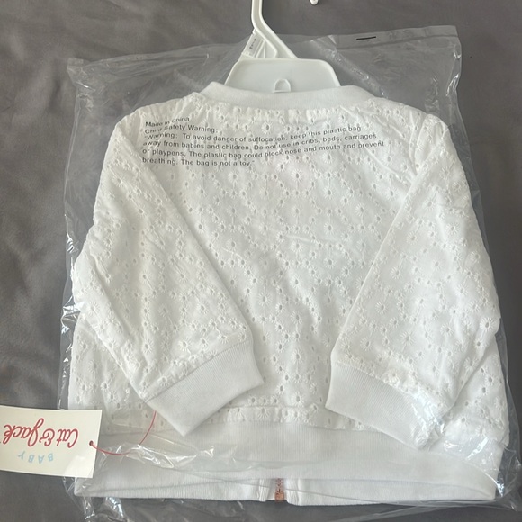 Cat & Jack girls sweater (New with tags) - Picture 2 of 2